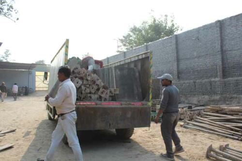 Royal-Timber-Man-at-Work